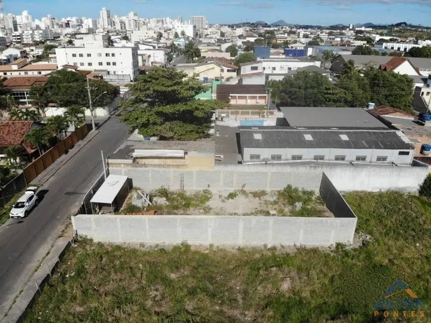 Foto 3 de Terreno / Lote à venda, 360m2 em Praia do Morro, Guarapari - ES