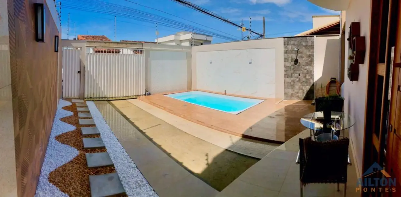 Foto 1 de Casa com 3 quartos para alugar, 89m2 em Fátima Cidade Jardim, Guarapari - ES
