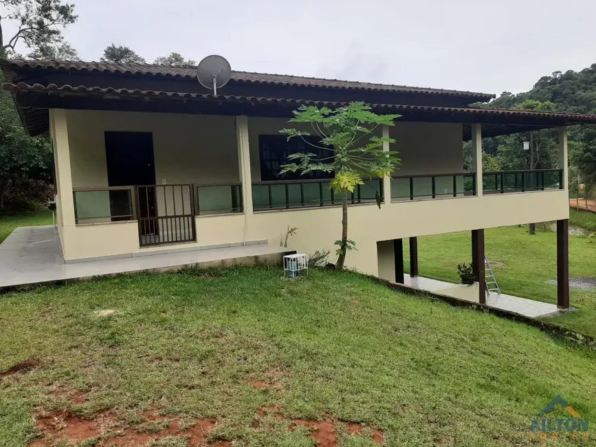 Casa com 3 quartos para alugar, 200m2 em Buenos Aires, Guarapari - ES - imagem 4 Foto 4 de Casa com 3 quartos para alugar, 200m2 em Buenos Aires, Guarapari - ES