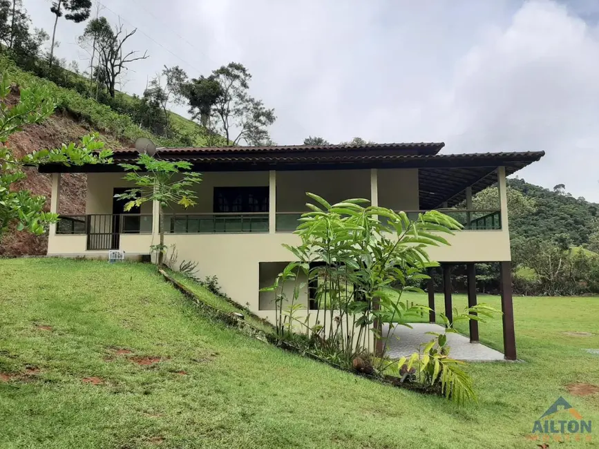 Casa com 3 quartos para alugar, 200m2 em Buenos Aires, Guarapari - ES - imagem 3 Foto 3 de Casa com 3 quartos para alugar, 200m2 em Buenos Aires, Guarapari - ES