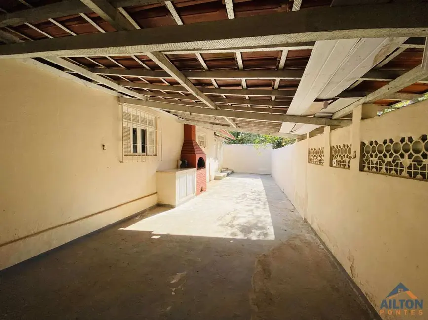 Foto 8 de Casa com 2 quartos para alugar, 89m2 em Comunidade Urbana de Iguape, Guarapari - ES