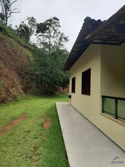 Casa com 3 quartos para alugar, 200m2 em Buenos Aires, Guarapari - ES - imagem 5 Foto 5 de Casa com 3 quartos para alugar, 200m2 em Buenos Aires, Guarapari - ES