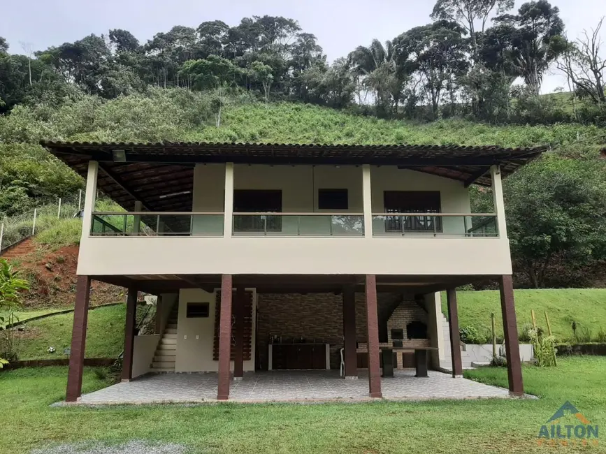 Casa com 3 quartos para alugar, 200m2 em Buenos Aires, Guarapari - ES - imagem 7 Foto 7 de Casa com 3 quartos para alugar, 200m2 em Buenos Aires, Guarapari - ES