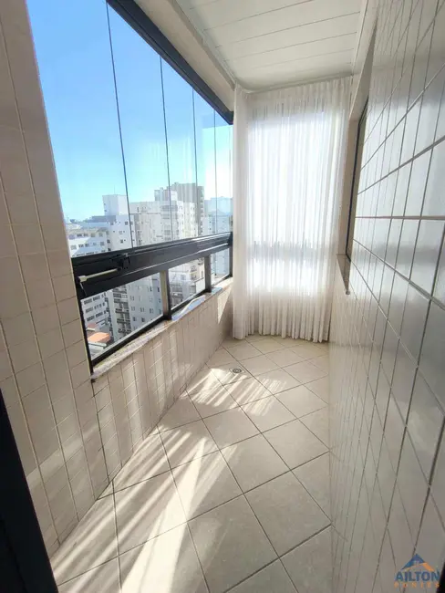 Foto 3 de Apartamento com 2 quartos à venda, 80m2 em Praia do Morro, Guarapari - ES