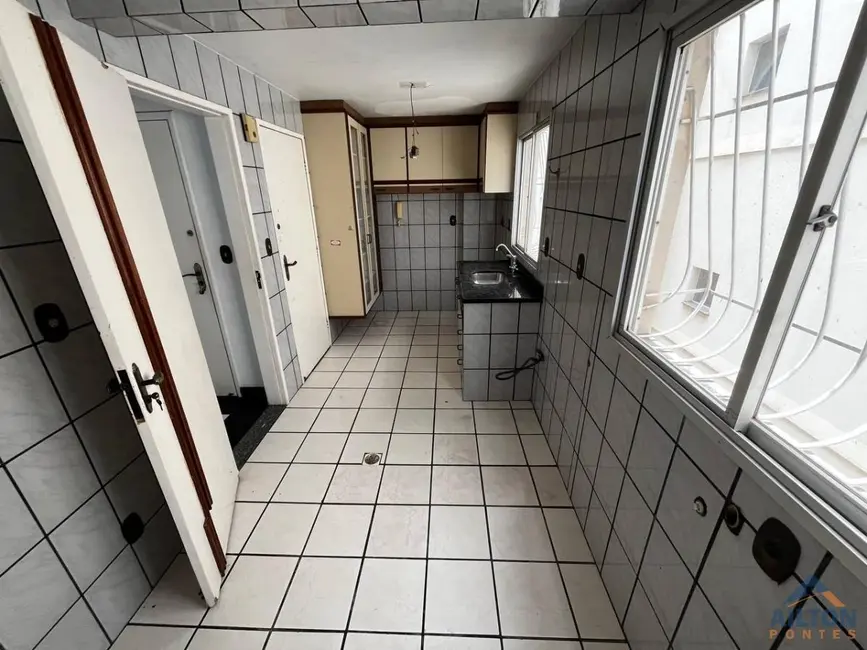 Cobertura com 3 quartos à venda, 180m2 em Praia do Morro, Guarapari - ES - imagem 5 Foto 5 de Cobertura com 3 quartos à venda, 180m2 em Praia do Morro, Guarapari - ES
