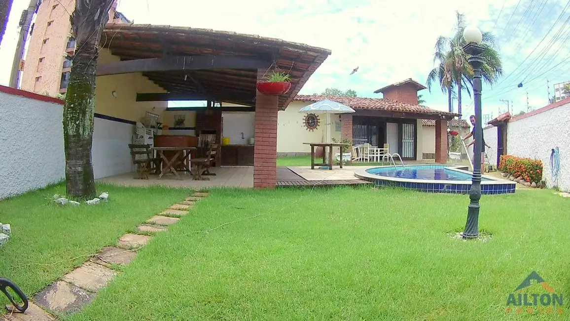 Foto 1 de Casa com 3 quartos à venda, 1800m2 em Ipiranga, Guarapari - ES