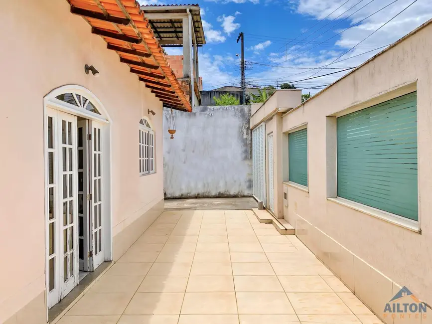 Foto 3 de Casa com 3 quartos à venda, 128m2 em Sol Nascente, Guarapari - ES