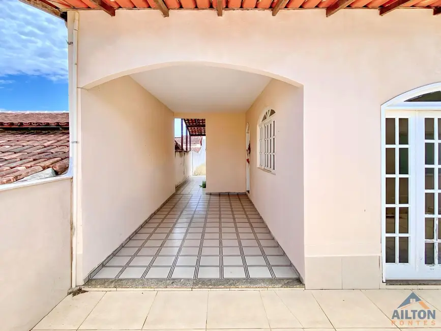 Foto 4 de Casa com 3 quartos à venda, 128m2 em Sol Nascente, Guarapari - ES