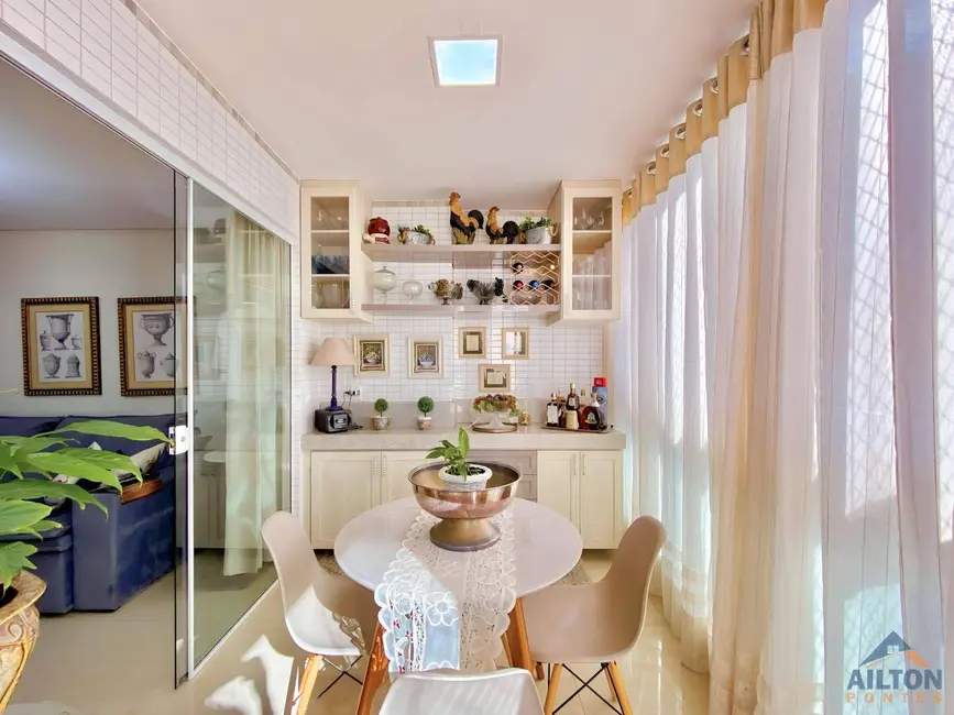Apartamento com 3 quartos à venda, 98m2 em Centro, Guarapari - ES - imagem 4 Foto 4 de Apartamento com 3 quartos à venda, 98m2 em Centro, Guarapari - ES
