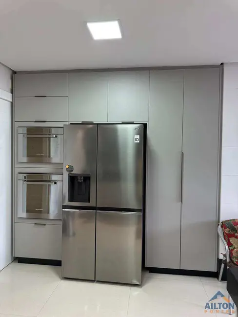 Apartamento com 4 quartos à venda, 162m2 em Praia do Morro, Guarapari - ES - imagem 7 Foto 7 de Apartamento com 4 quartos à venda, 162m2 em Praia do Morro, Guarapari - ES