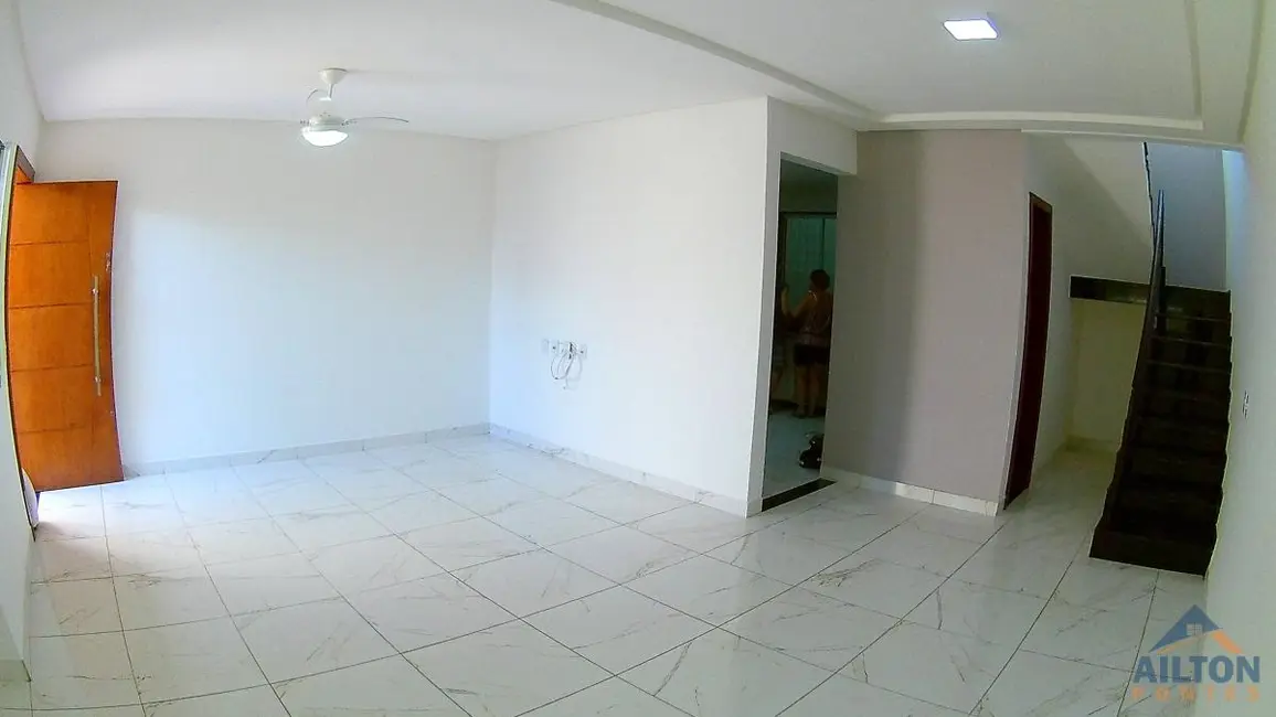 Casa com 3 quartos para alugar, 160m2 em São José, Guarapari - ES - imagem 5 Foto 5 de Casa com 3 quartos para alugar, 160m2 em São José, Guarapari - ES