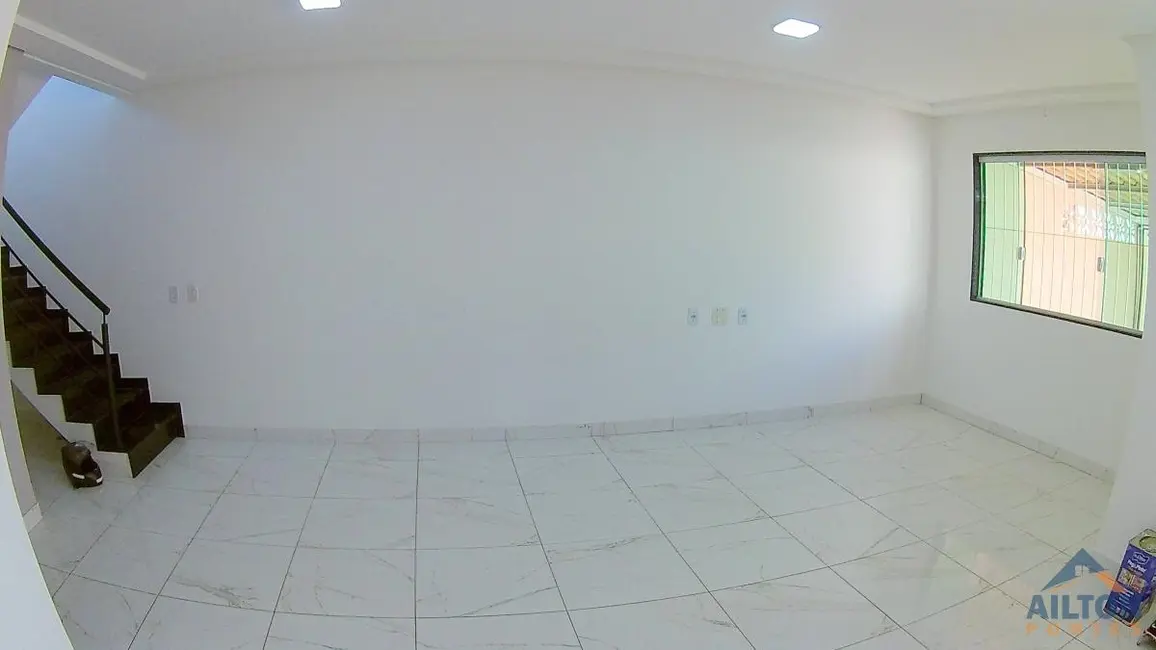 Casa com 3 quartos para alugar, 160m2 em São José, Guarapari - ES - imagem 4 Foto 4 de Casa com 3 quartos para alugar, 160m2 em São José, Guarapari - ES