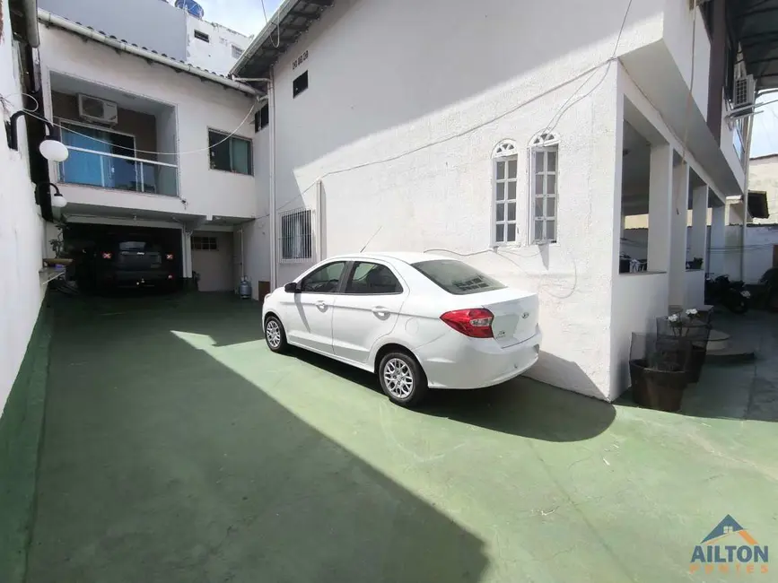 Foto 2 de Casa com 9 quartos à venda, 285m2 em Itapebussu, Guarapari - ES