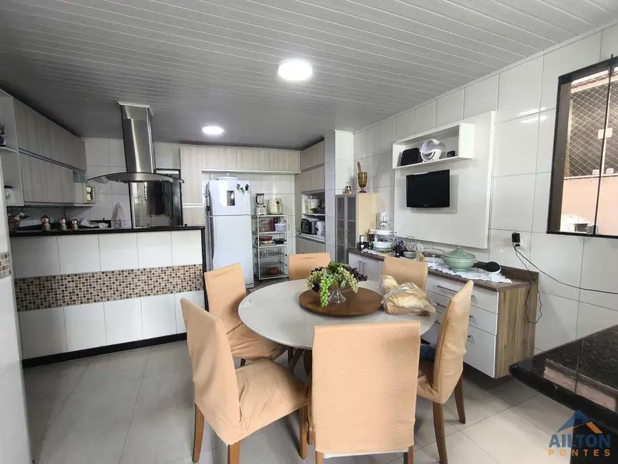 Foto 9 de Casa com 9 quartos à venda, 285m2 em Itapebussu, Guarapari - ES