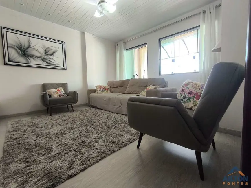 Foto 4 de Casa com 9 quartos à venda, 285m2 em Itapebussu, Guarapari - ES