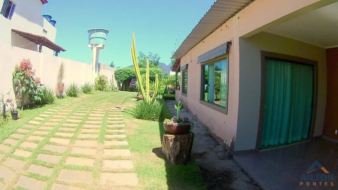 Foto 6 de Casa com 4 quartos à venda, 170m2 em Guarapari - ES