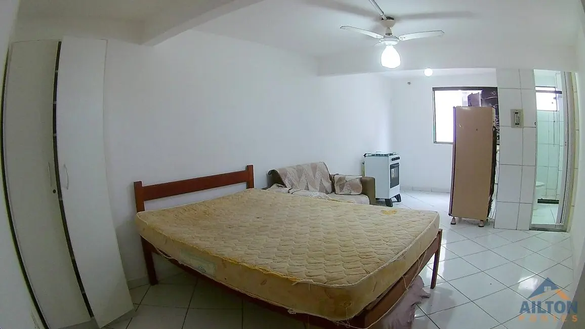 Foto 2 de Kitnet com 1 quarto para alugar, 45m2 em Muquiçaba, Guarapari - ES