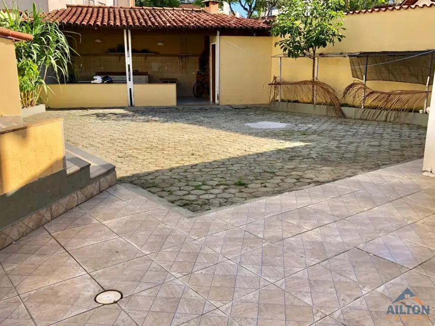 Casa com 5 quartos para alugar, 180m2 em Muquiçaba, Guarapari - ES - imagem 6 Foto 6 de Casa com 5 quartos para alugar, 180m2 em Muquiçaba, Guarapari - ES