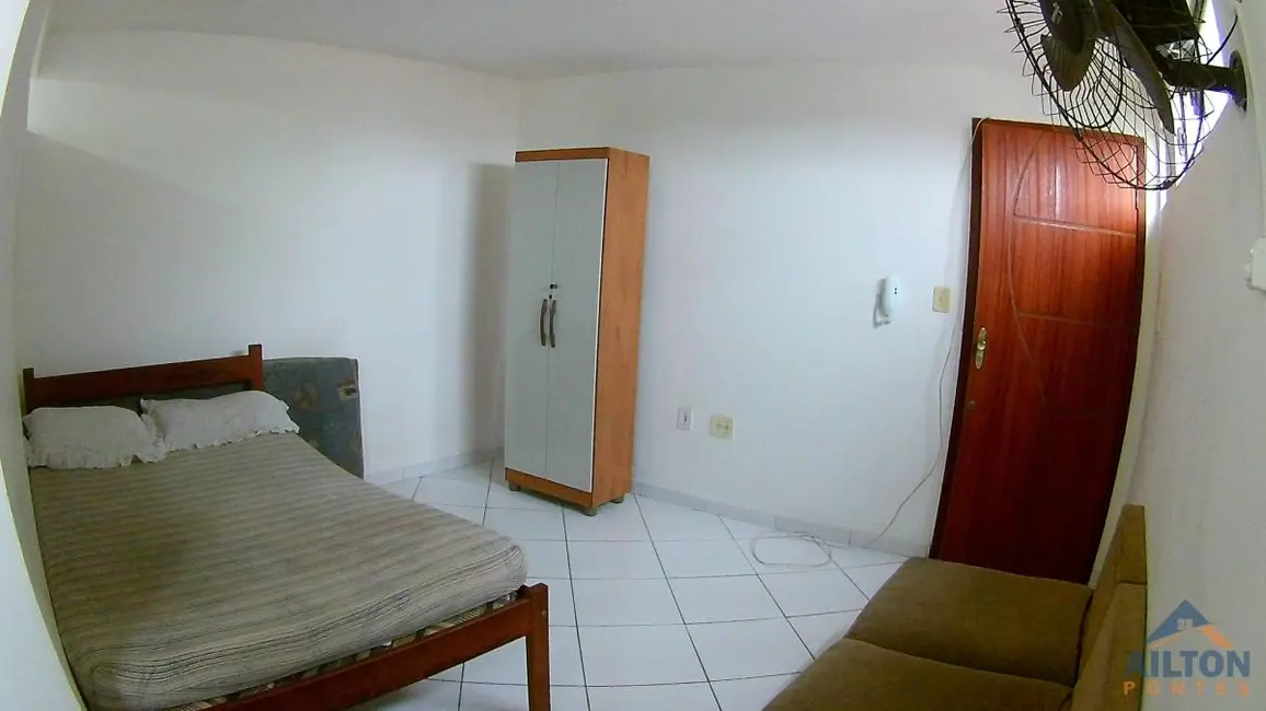 Foto 2 de Kitnet com 1 quarto para alugar, 45m2 em Muquiçaba, Guarapari - ES