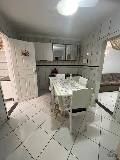 Casa com 2 quartos para alugar, 60m2 em Lagoa Funda, Guarapari - ES - imagem 3 Foto 3 de Casa com 2 quartos para alugar, 60m2 em Lagoa Funda, Guarapari - ES
