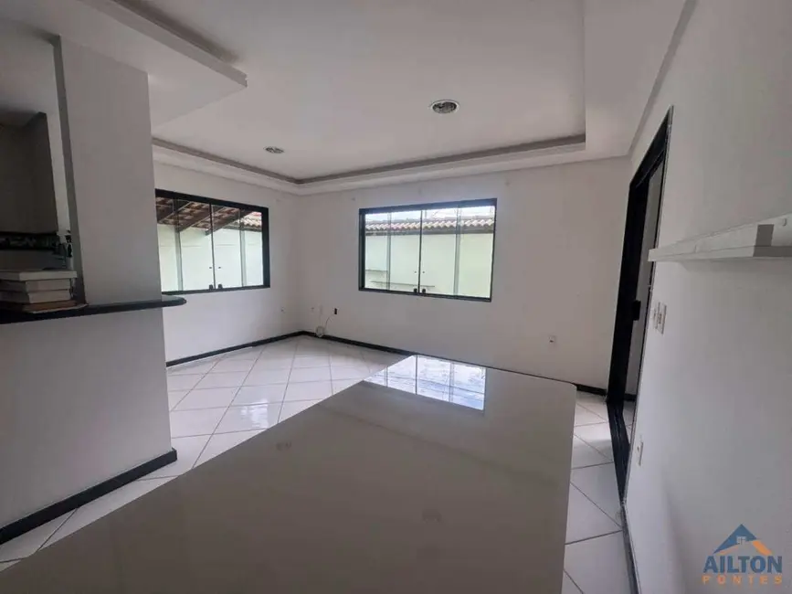 Foto 4 de Casa com 3 quartos para alugar, 110m2 em Itapebussu, Guarapari - ES