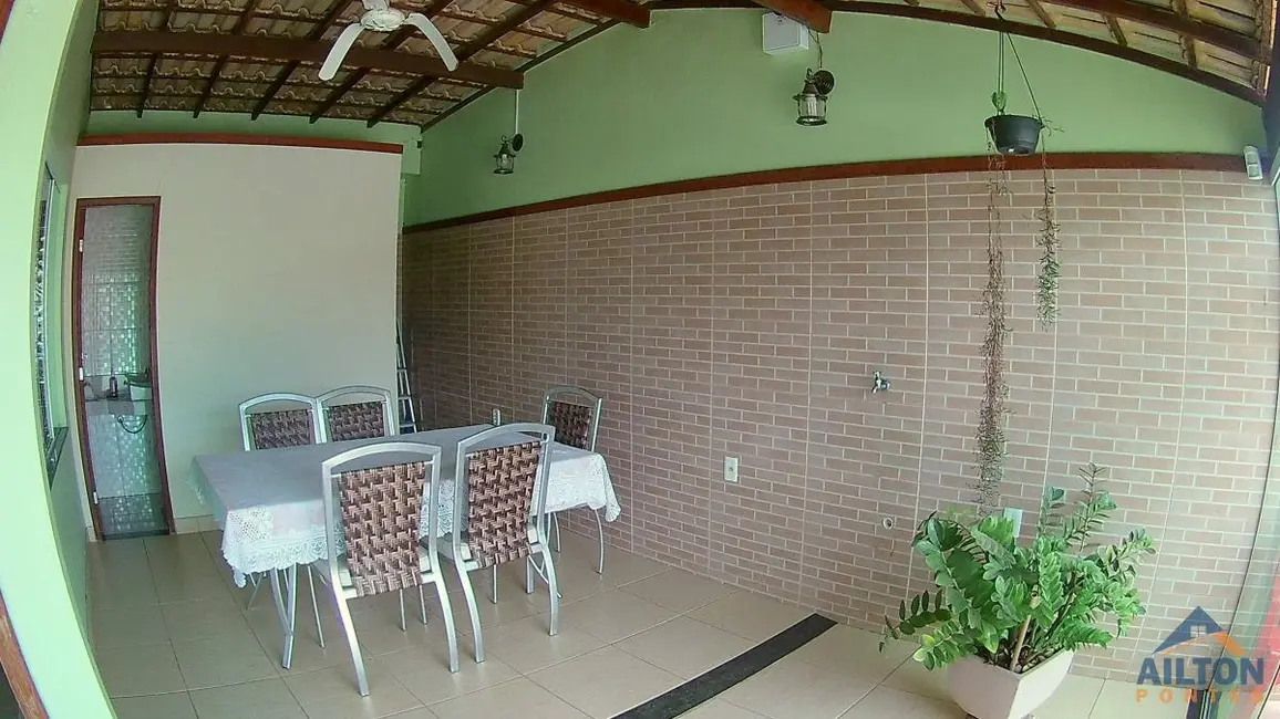 Casa com 4 quartos para alugar, 180m2 em Perocão, Guarapari - ES - imagem 3 Foto 3 de Casa com 4 quartos para alugar, 180m2 em Perocão, Guarapari - ES