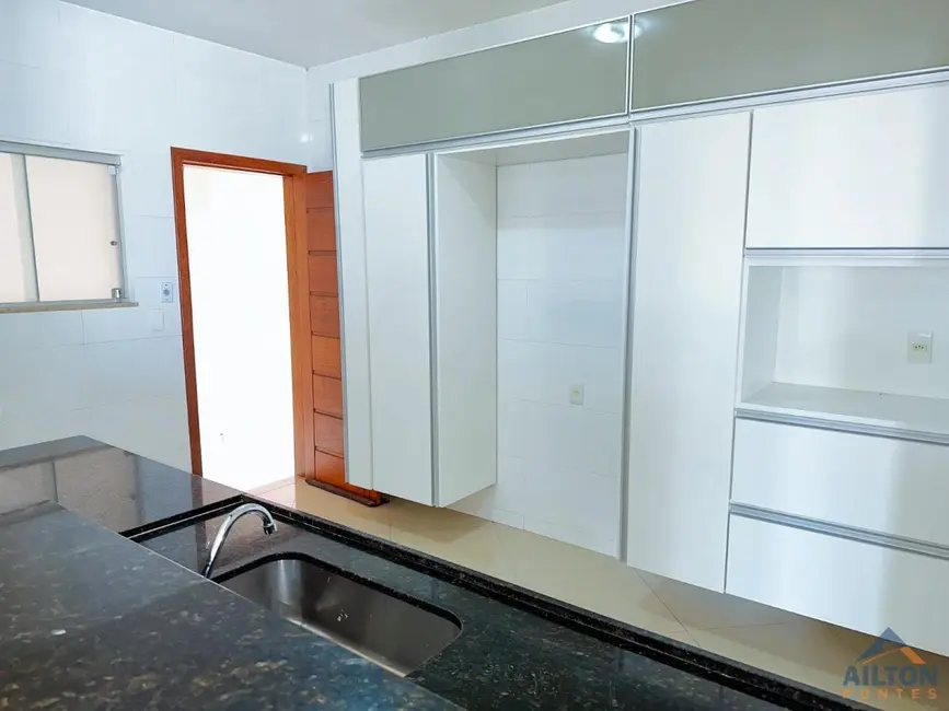 Foto 9 de Casa com 3 quartos à venda, 410m2 em Sol Nascente, Guarapari - ES