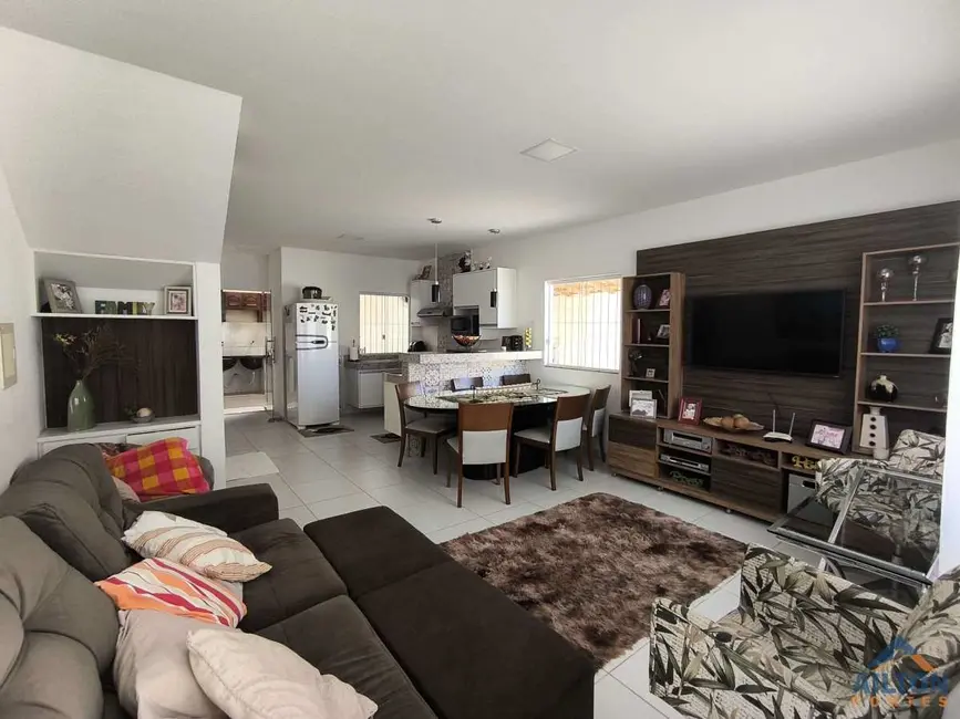 Casa com 2 quartos à venda, 120m2 em Santa Mônica, Guarapari - ES - imagem 6 Foto 6 de Casa com 2 quartos à venda, 120m2 em Santa Mônica, Guarapari - ES