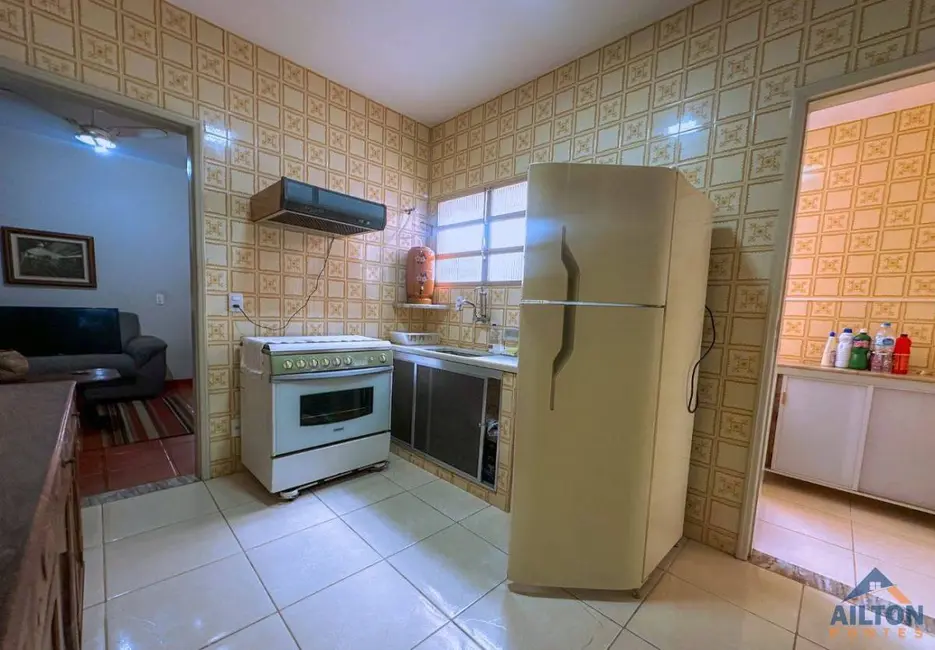 Apartamento com 2 quartos à venda, 70m2 em Praia do Morro, Guarapari - ES - imagem 3 Foto 3 de Apartamento com 2 quartos à venda, 70m2 em Praia do Morro, Guarapari - ES