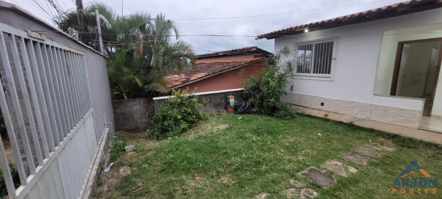 Foto 2 de Casa com 2 quartos à venda, 60m2 em Perocão, Guarapari - ES