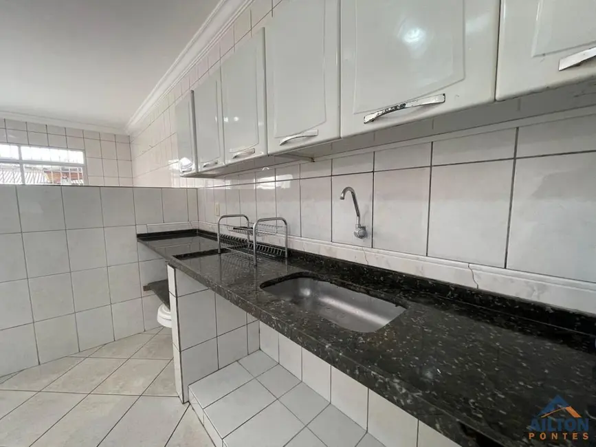 Casa com 3 quartos para alugar, 100m2 em Itapebussu, Guarapari - ES - imagem 5 Foto 5 de Casa com 3 quartos para alugar, 100m2 em Itapebussu, Guarapari - ES