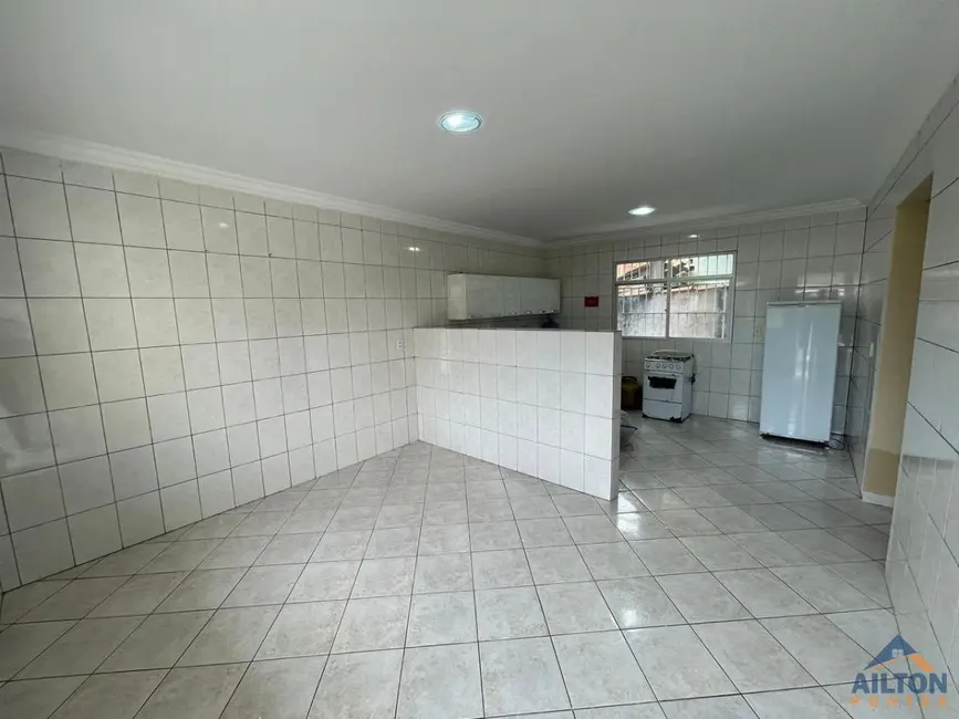 Casa com 3 quartos para alugar, 100m2 em Itapebussu, Guarapari - ES - imagem 3 Foto 3 de Casa com 3 quartos para alugar, 100m2 em Itapebussu, Guarapari - ES