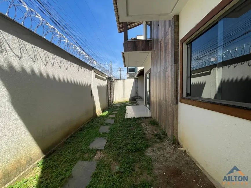Foto 2 de Casa com 3 quartos à venda, 155m2 em Praia do Morro, Guarapari - ES