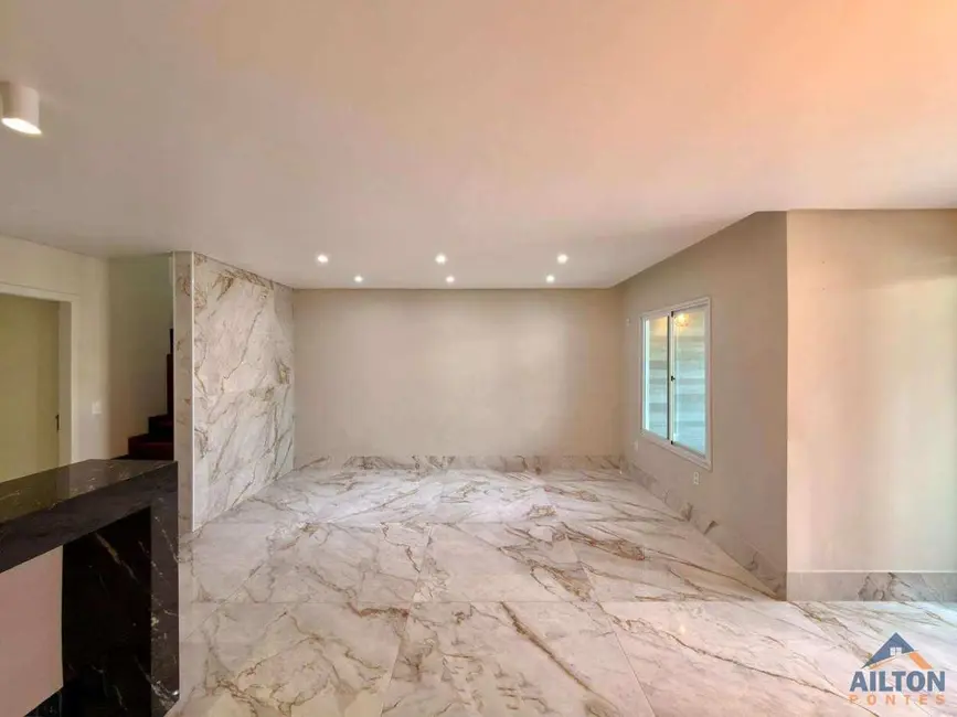 Foto 9 de Casa com 4 quartos à venda, 219m2 em Jardim Boa Vista, Guarapari - ES