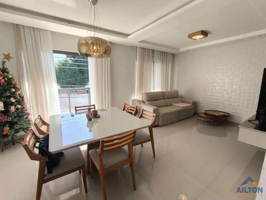 Foto 3 de Casa com 3 quartos à venda, 120m2 em Olaria, Guarapari - ES