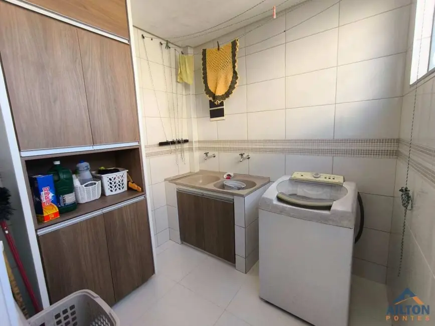 Foto 6 de Casa com 3 quartos à venda, 120m2 em Olaria, Guarapari - ES