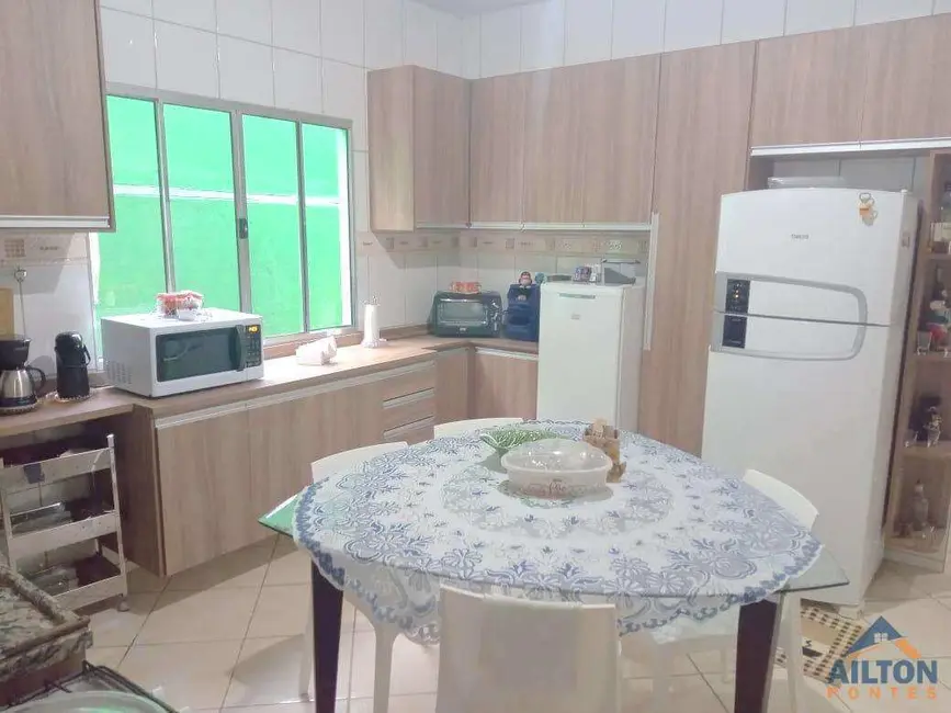 Casa com 2 quartos à venda, 95m2 em Praia do Morro, Guarapari - ES - imagem 8 Foto 8 de Casa com 2 quartos à venda, 95m2 em Praia do Morro, Guarapari - ES