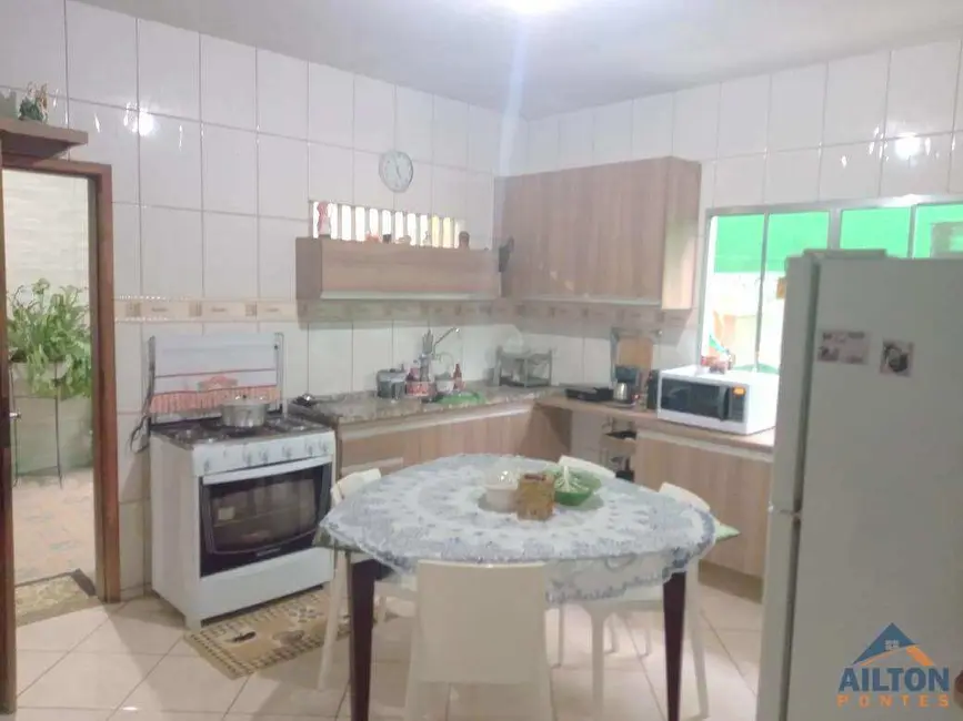 Casa com 2 quartos à venda, 95m2 em Praia do Morro, Guarapari - ES - imagem 7 Foto 7 de Casa com 2 quartos à venda, 95m2 em Praia do Morro, Guarapari - ES