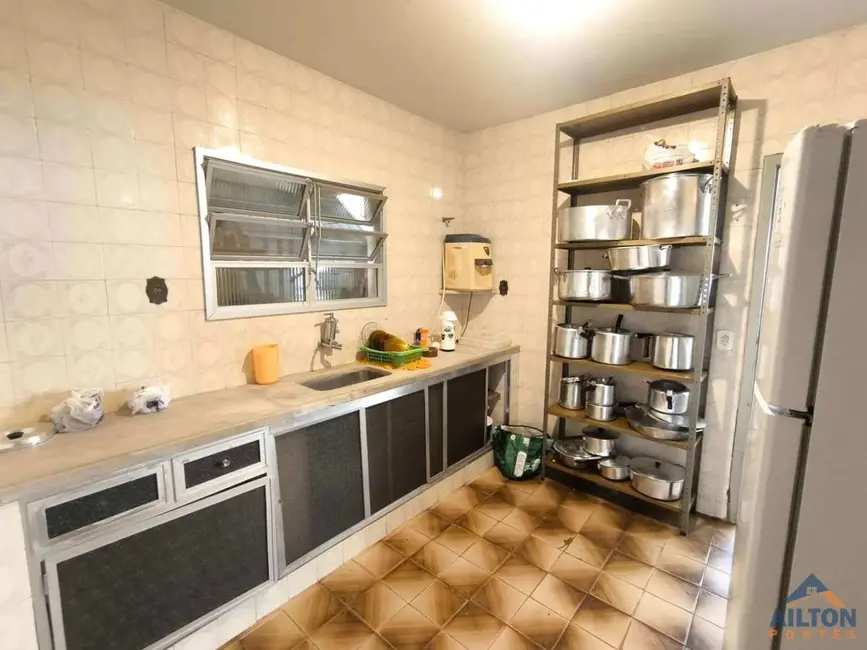 Foto 9 de Casa com 12 quartos para alugar, 180m2 em Muquiçaba, Guarapari - ES