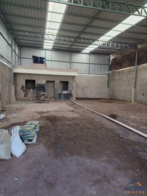 Armazém / Galpão para alugar, 360m2 em Praia do Morro, Guarapari - ES - imagem 1 Foto 1 de Armazém / Galpão para alugar, 360m2 em Praia do Morro, Guarapari - ES