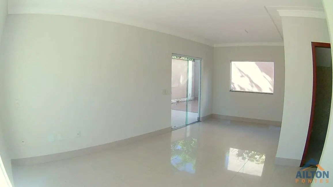 Casa com 3 quartos para alugar, 155m2 em Praia do Morro, Guarapari - ES - imagem 8 Foto 8 de Casa com 3 quartos para alugar, 155m2 em Praia do Morro, Guarapari - ES