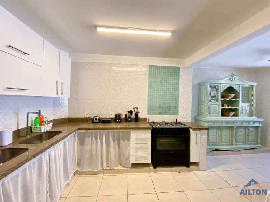 Foto 5 de Casa com 5 quartos para alugar, 700m2 em Ipiranga, Guarapari - ES