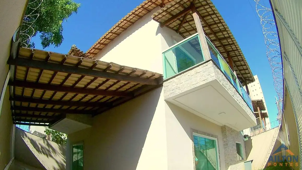 Casa com 3 quartos para alugar, 155m2 em Praia do Morro, Guarapari - ES - imagem 6 Foto 6 de Casa com 3 quartos para alugar, 155m2 em Praia do Morro, Guarapari - ES