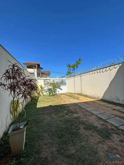 Foto 2 de Casa com 3 quartos à venda, 130m2 em Itapebussu, Guarapari - ES