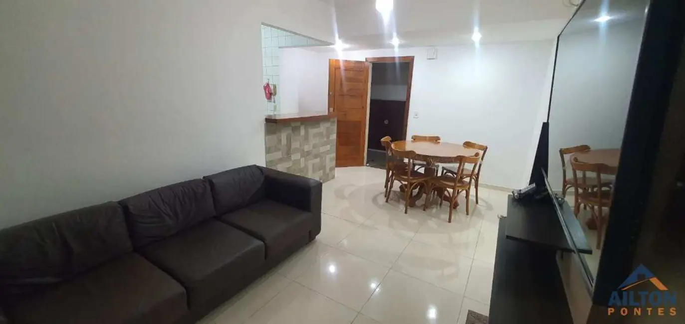 Foto 2 de Apartamento com 2 quartos para alugar, 70m2 em Centro, Guarapari - ES