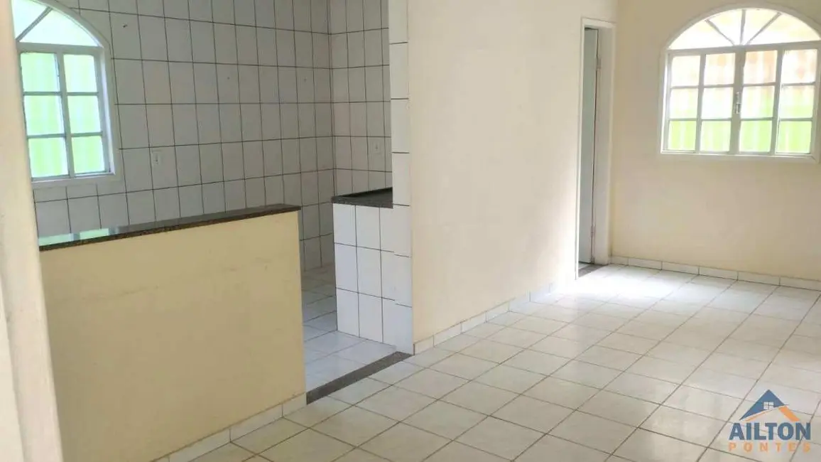 Casa com 2 quartos à venda, 61m2 em Anchieta - ES - imagem 3 Foto 3 de Casa com 2 quartos à venda, 61m2 em Anchieta - ES