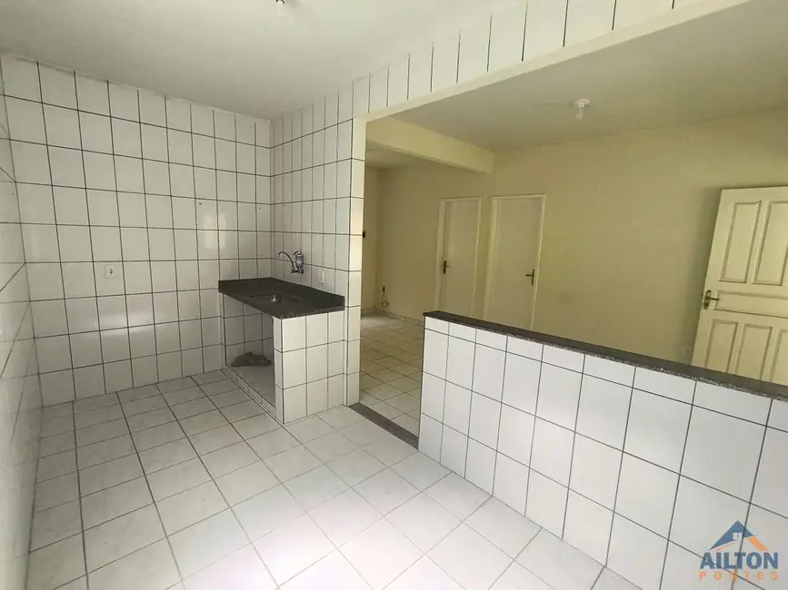 Foto 7 de Casa com 2 quartos à venda, 61m2 em Anchieta - ES