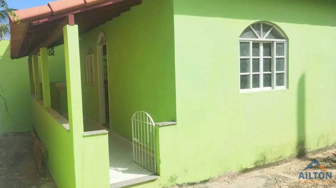 Casa com 2 quartos à venda, 61m2 em Anchieta - ES - imagem 2 Foto 2 de Casa com 2 quartos à venda, 61m2 em Anchieta - ES