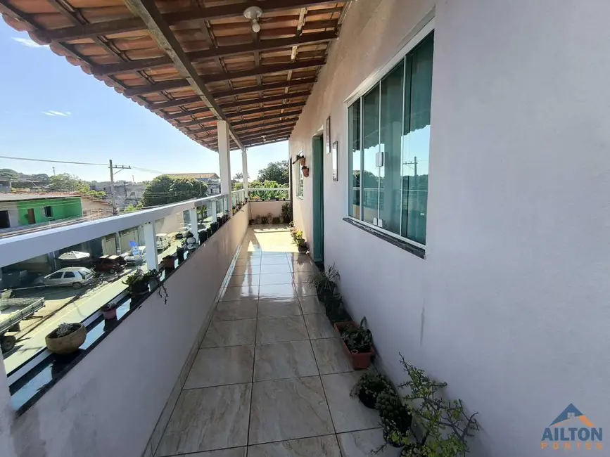 Foto 2 de Casa com 6 quartos à venda, 300m2 em Santa Mônica, Guarapari - ES