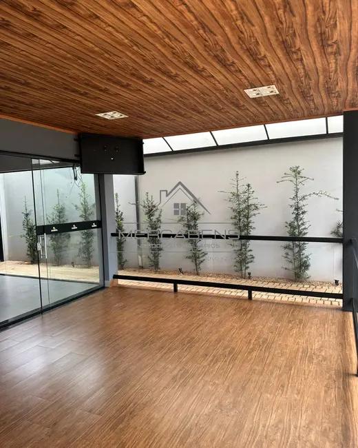 Sala Comercial à venda e para alugar, 286m2 em Guapiacu - SP - imagem 4 Foto 4 de Sala Comercial à venda e para alugar, 286m2 em Guapiacu - SP